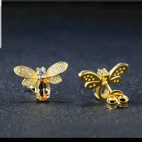 Citrine gem bee stud earrings in Gold - Picture 5 of 5
